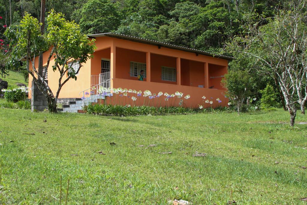 Pousada Recanto Águas Vivas Turvo dos Gois Exterior foto